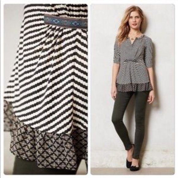 ONE SEPTEMBER / ANTHROPOLOGIE Galicia Stripe Split V-Neck Ruffle Trim - Small - Picture 1 of 10